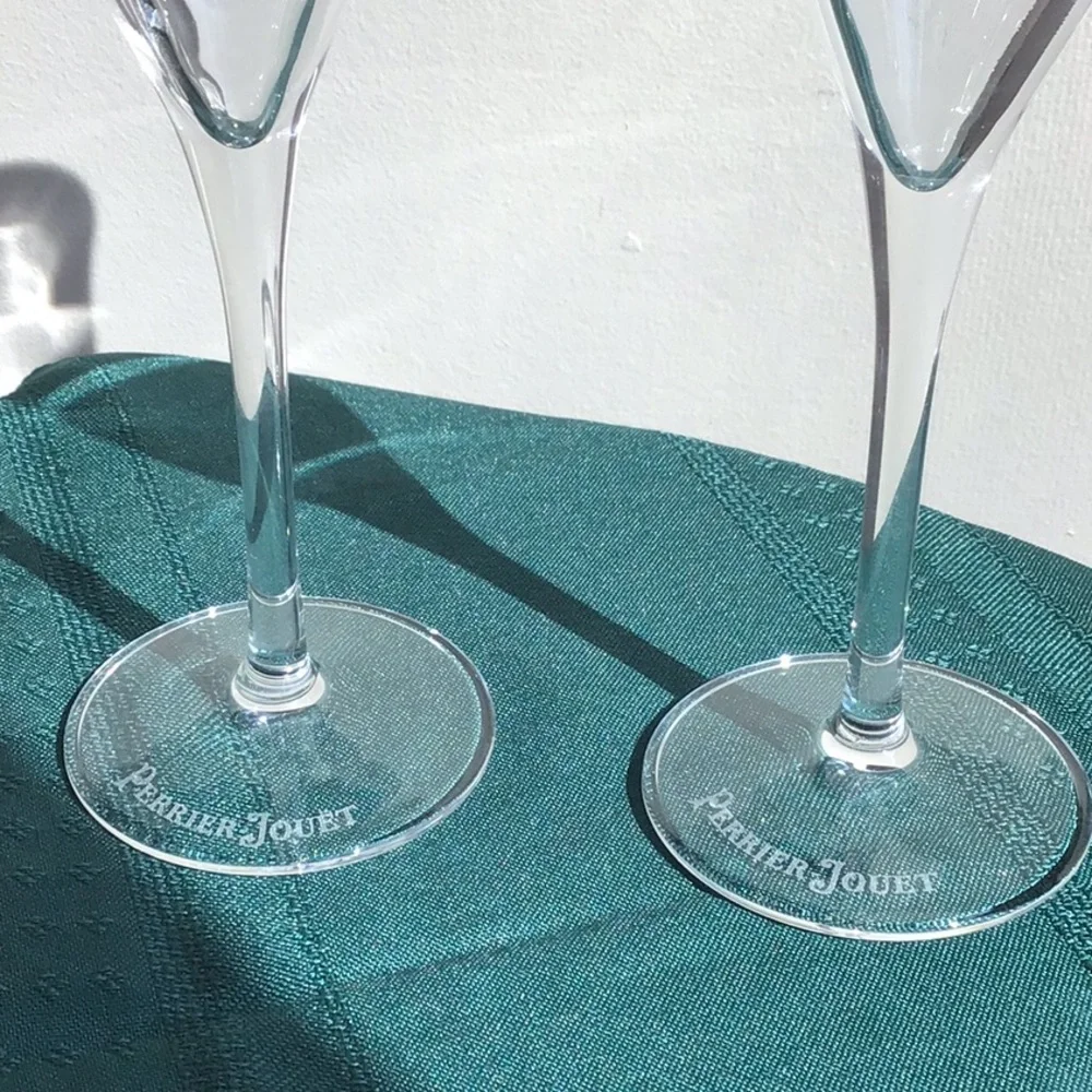 Perrier-Jouët‎ Crystal Champagne Flutes Set of 2 PJ Iconic Glasses